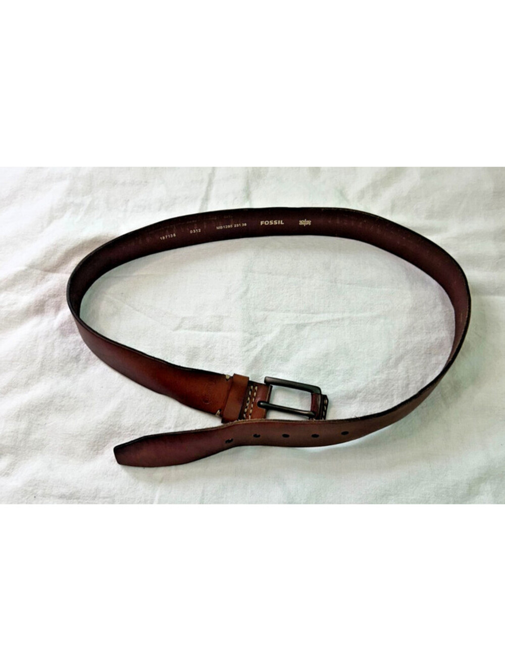 Fossil Men’s Brown Leather Casual Dress Belt Size 95/36 MB1285